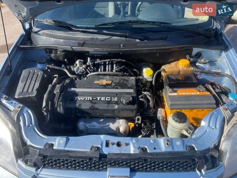 Седан Chevrolet Aveo 2008 в Сумах