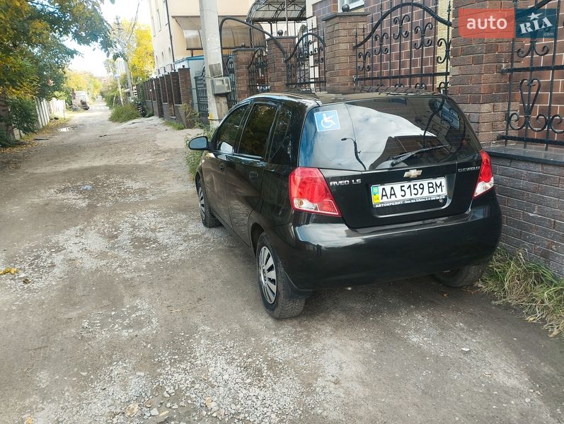 Хэтчбек Chevrolet Aveo 2006 в Киеве