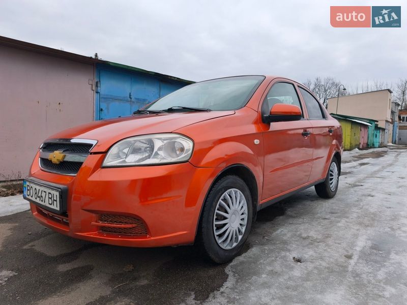 Седан Chevrolet Aveo 2006 в Киеве