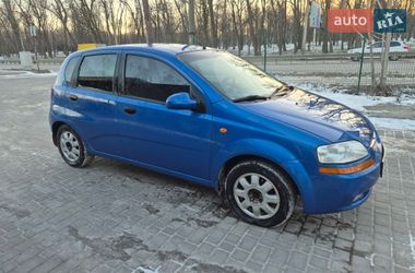 Хетчбек Chevrolet Aveo 2005 в Дніпрі