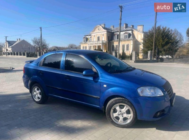 Седан Chevrolet Aveo 2007 в Бродах