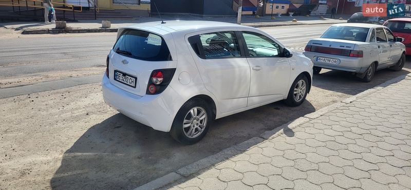 Хетчбек Chevrolet Aveo 2013 в Вознесенську