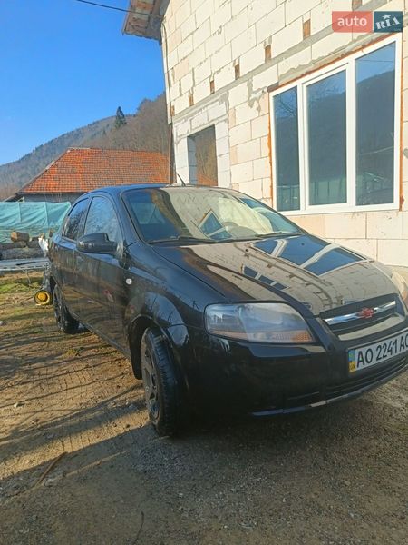 Седан Chevrolet Aveo 2005 в Дубовом
