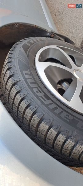 Седан Chevrolet Aveo 2012 в Кропивницком