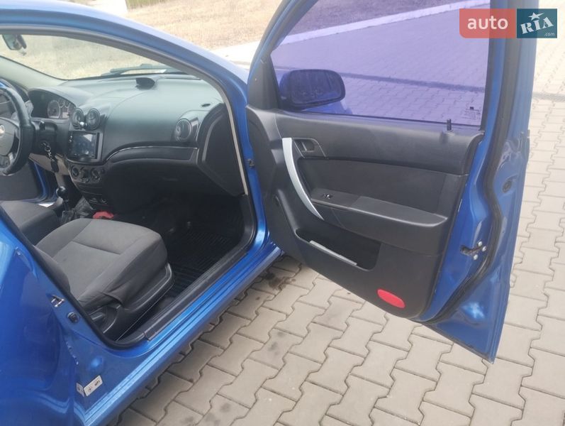 Седан Chevrolet Aveo 2007 в Калиновке