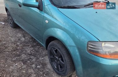Седан Chevrolet Aveo 2005 в Киеве