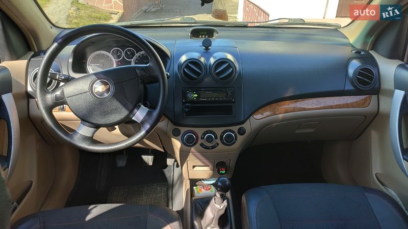 Седан Chevrolet Aveo 2008 в Лохвице