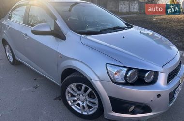 Седан Chevrolet Aveo 2012 в Харькове
