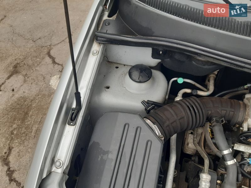 Седан Chevrolet Aveo 2011 в Лубнах