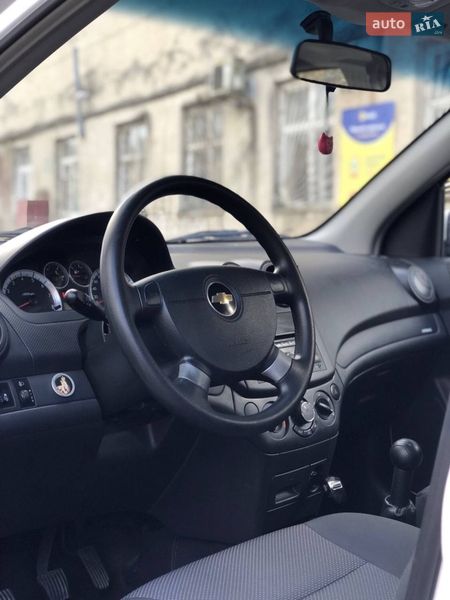 Хэтчбек Chevrolet Aveo 2009 в Николаеве