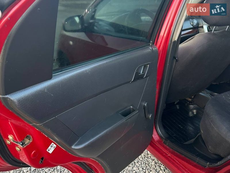 Седан Chevrolet Aveo 2006 в Черкасах