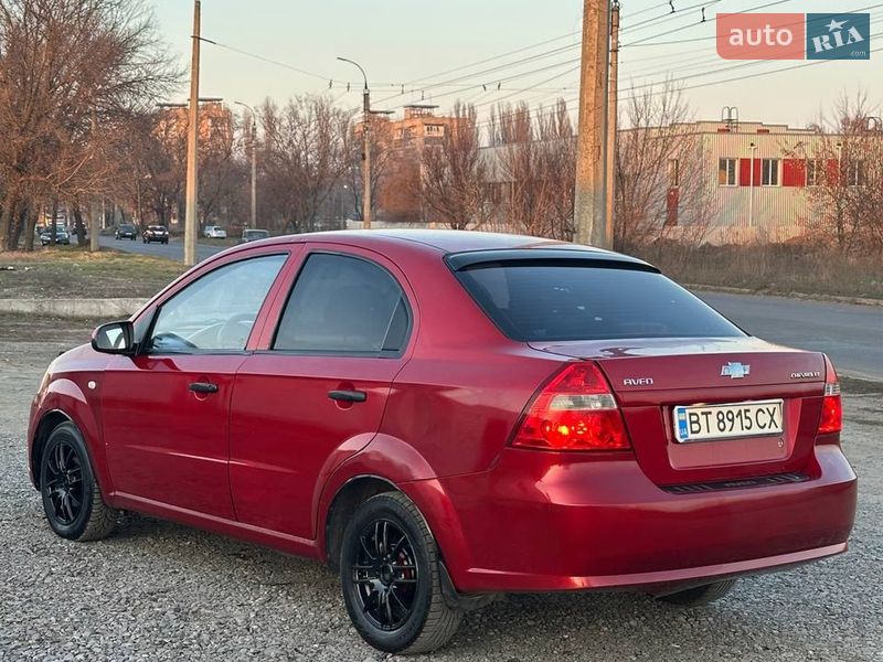 Седан Chevrolet Aveo 2006 в Черкасах