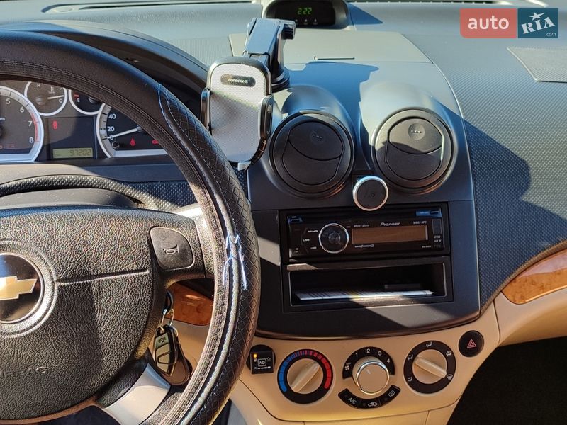 Седан Chevrolet Aveo 2007 в Южноукраинске