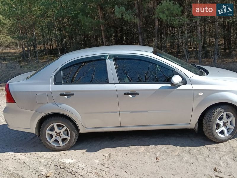 Седан Chevrolet Aveo 2006 в Шишаки