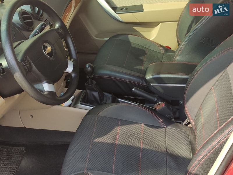 Седан Chevrolet Aveo 2008 в Лохвице