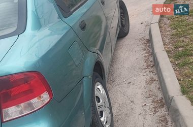 Седан Chevrolet Aveo 2005 в Киеве
