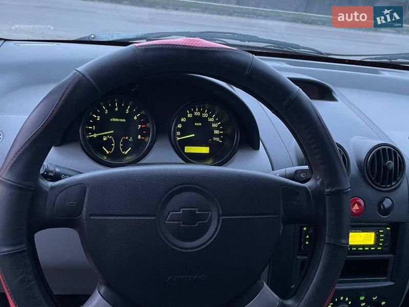 Седан Chevrolet Aveo 2003 в Мироновке