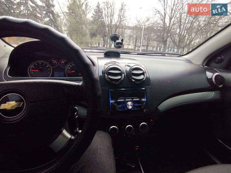 Седан Chevrolet Aveo 2008 в Никополе