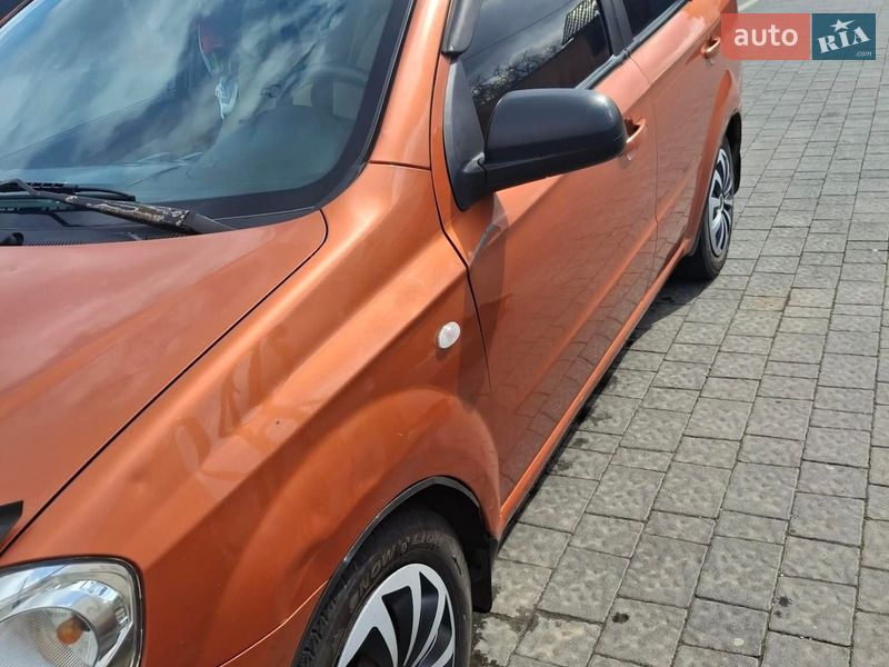 Седан Chevrolet Aveo 2007 в Великом Березном