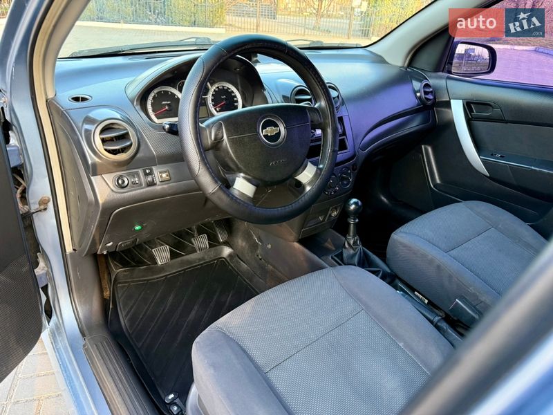 Седан Chevrolet Aveo 2006 в Кропивницком