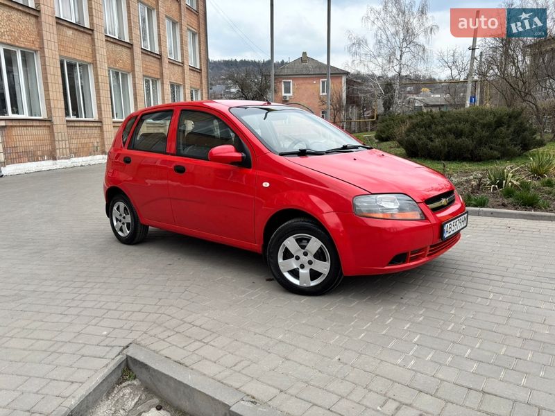 Хэтчбек Chevrolet Aveo 2006 в Могилев-Подольске фото Хэтчбек Chevrolet Aveo 2006 в Могилев-Подольске