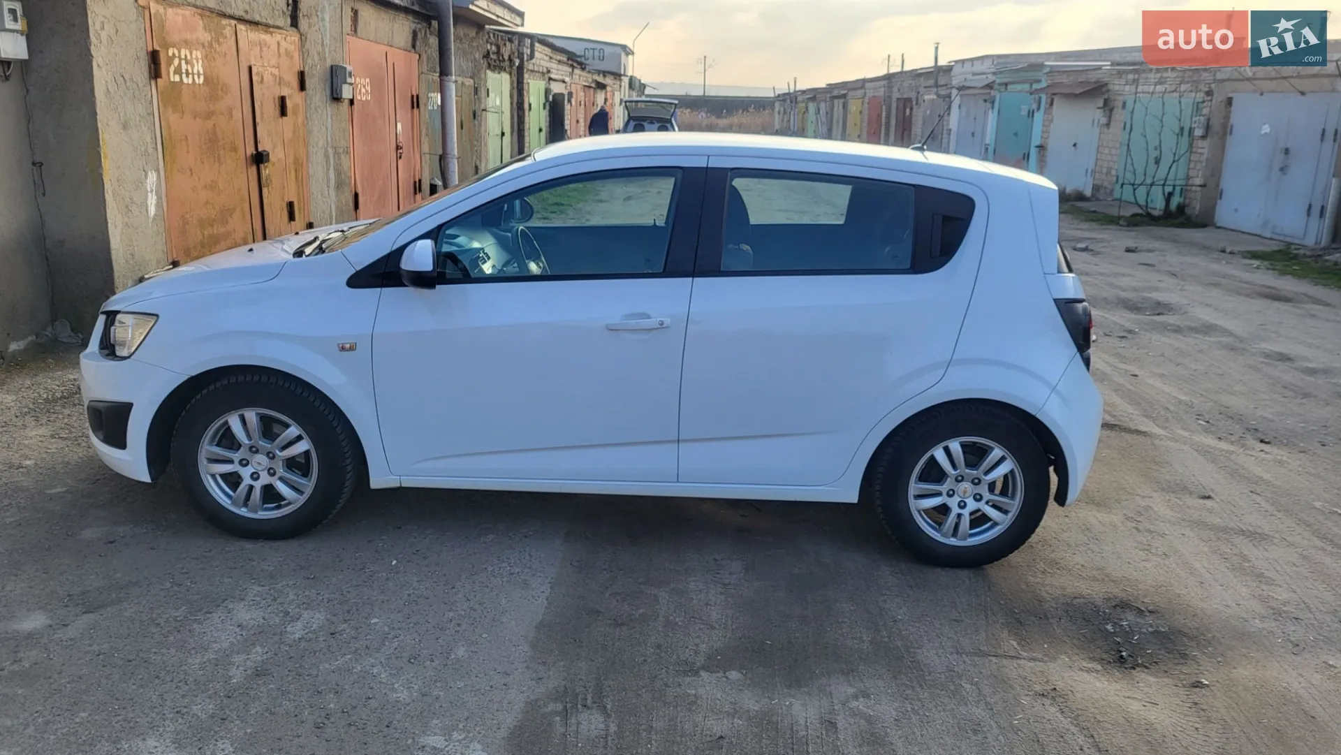 2013 Chevrolet Aveo - мініатюра 25