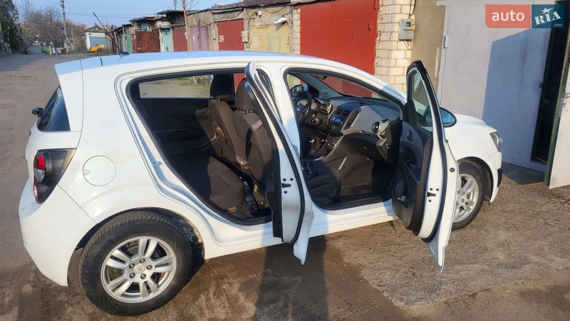 2013 Chevrolet Aveo - мініатюра 35