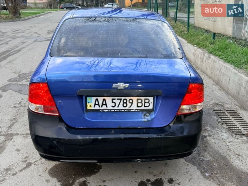 Седан Chevrolet Aveo 2005 в Києві