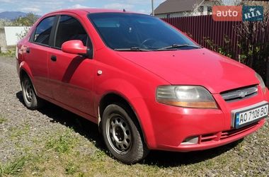Седан Chevrolet Aveo 2005 в Иршаве