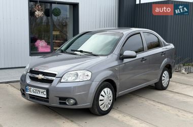 Седан Chevrolet Aveo 2006 в Новому Бузі