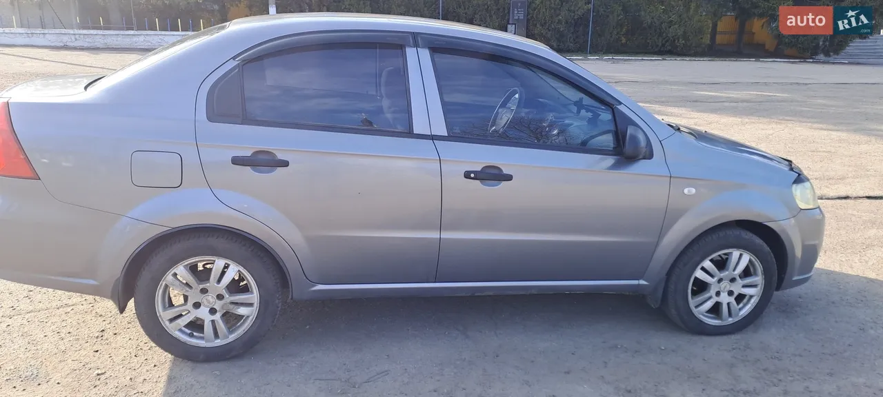 2012 Chevrolet Aveo - мініатюра 18