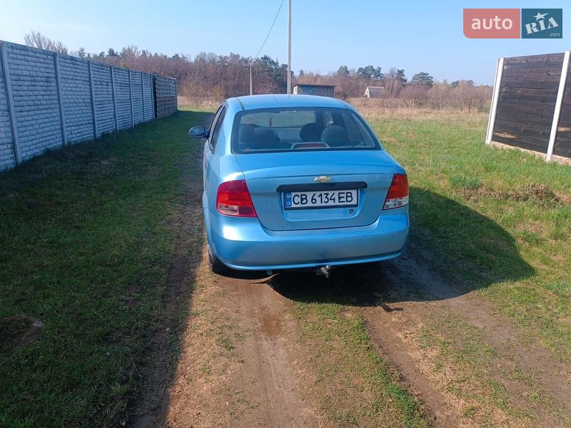 Седан Chevrolet Aveo 2005 в Чернигове