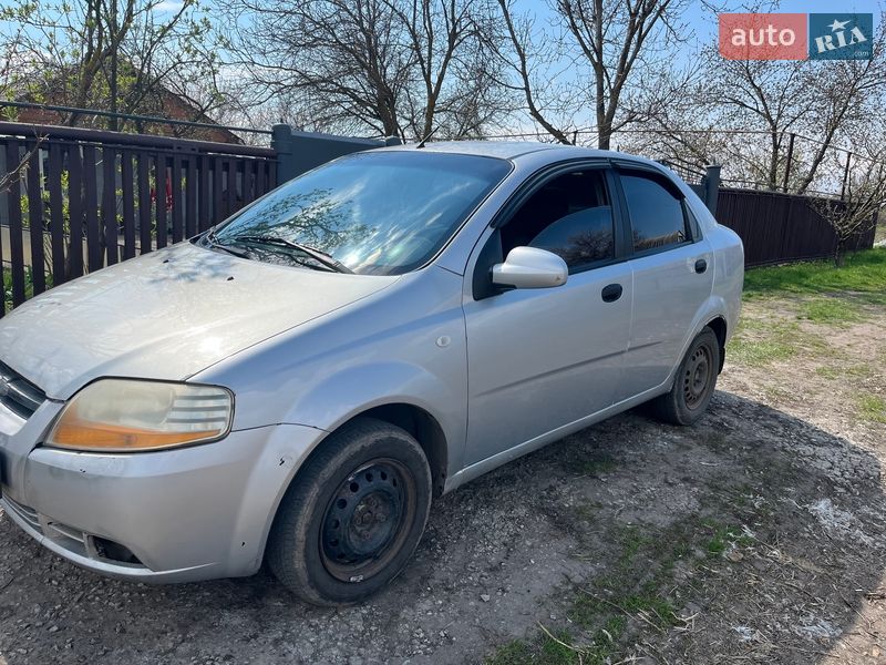 Седан Chevrolet Aveo 2005 в Знаменовке