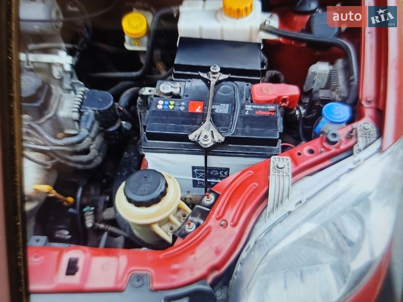 Седан Chevrolet Aveo 2010 в Николаеве