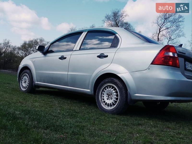 Седан Chevrolet Aveo 2007 в Чорткове