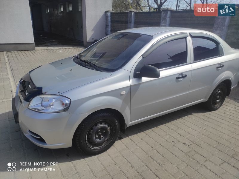 Седан Chevrolet Aveo 2008 в Ивано-Франковске