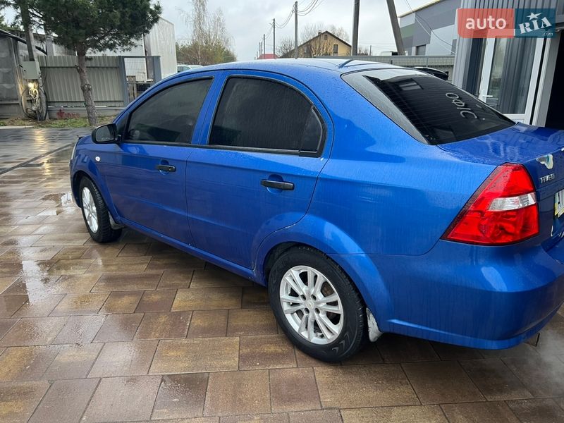 Седан Chevrolet Aveo 2007 в Києві