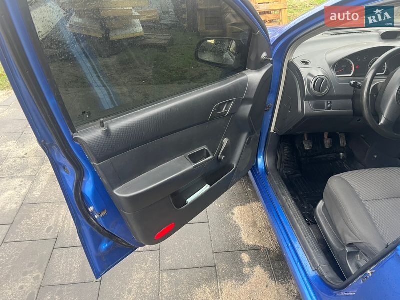 Седан Chevrolet Aveo 2007 в Києві