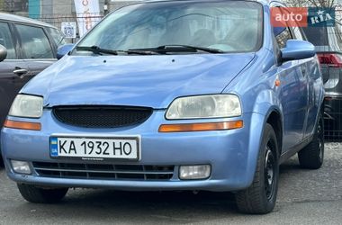 Седан Chevrolet Aveo 2005 в Киеве