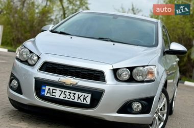 Седан Chevrolet Aveo 2012 в Кривом Роге