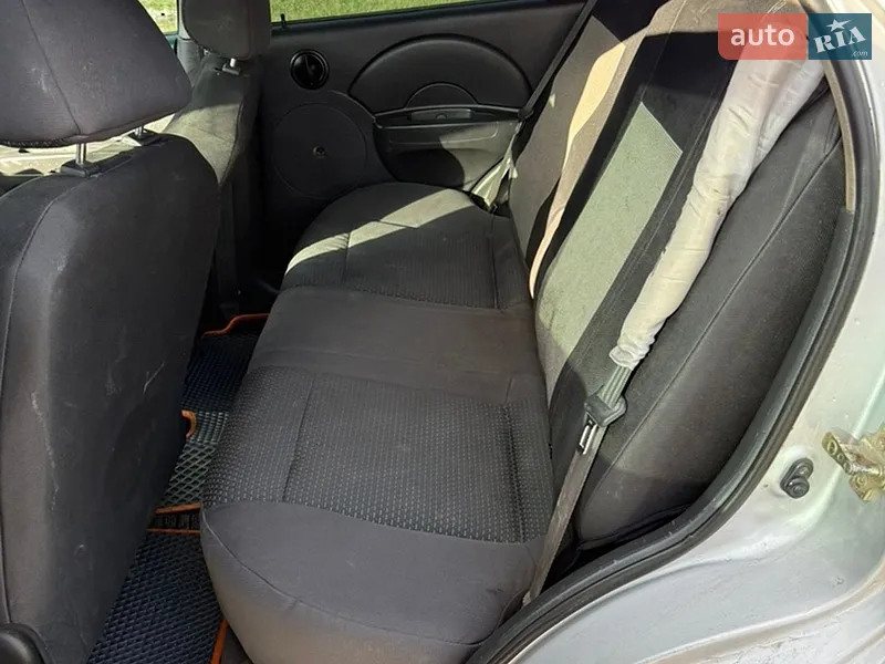 Chevrolet Aveo 2005 VIN Y6DSF69YE6B542074 фото оголошення 11 з 40