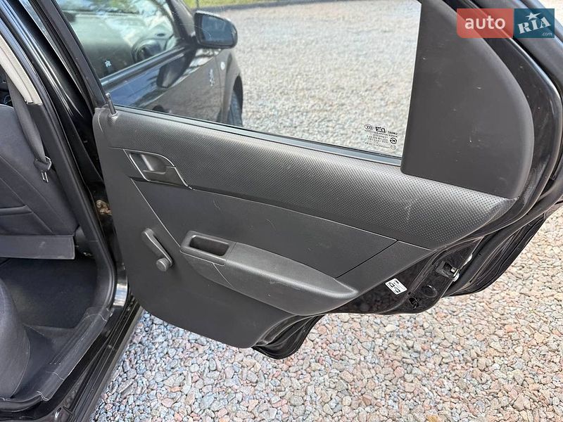 Седан Chevrolet Aveo 2007 в Стрые