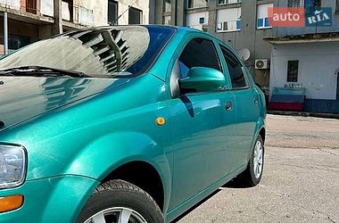 Седан Chevrolet Aveo 2004 в Черкассах