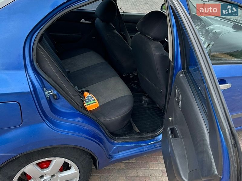Седан Chevrolet Aveo 2007 в Попельне
