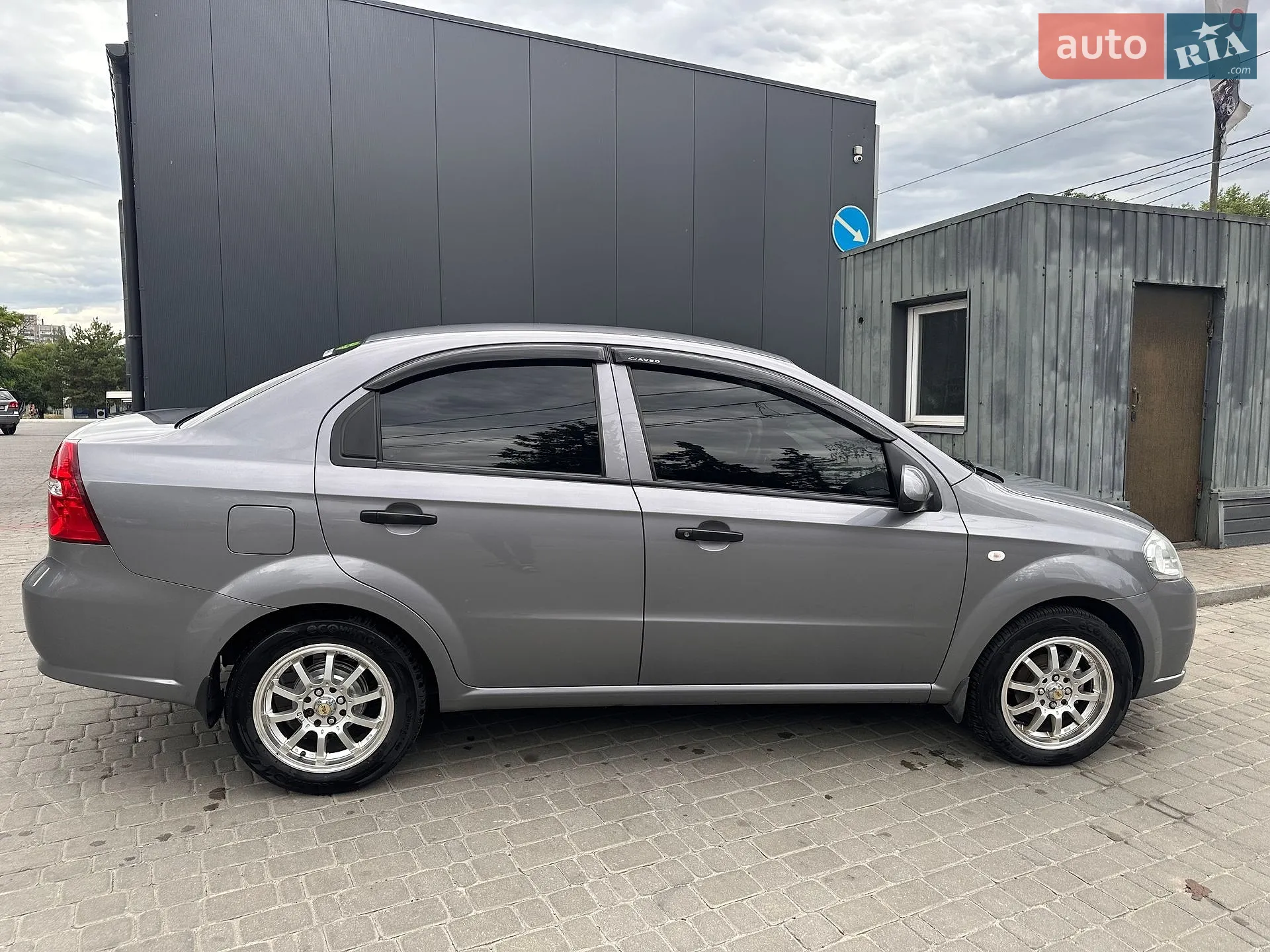 2011 Chevrolet Aveo - мініатюра 3