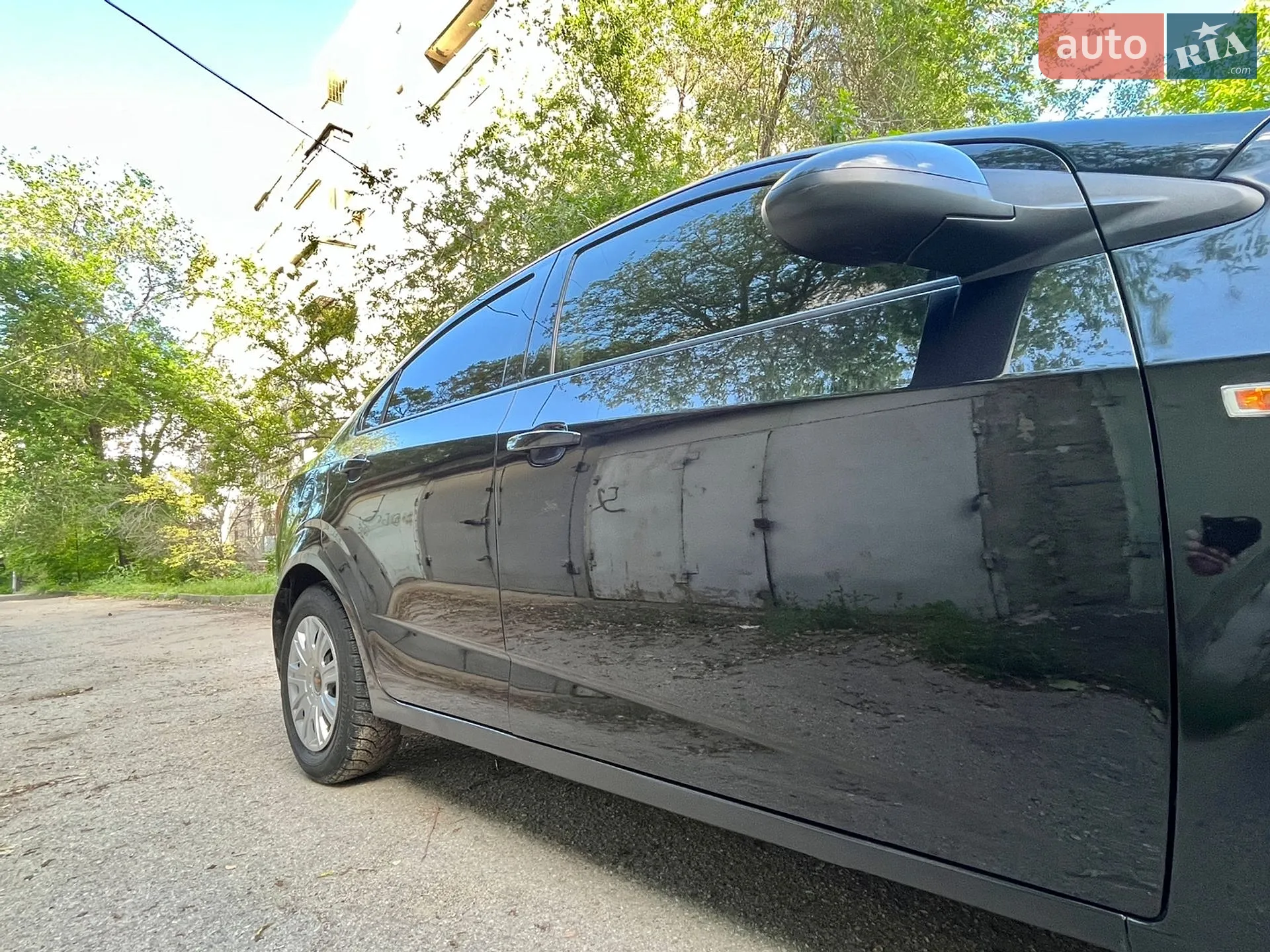 2013 Chevrolet Aveo - мініатюра 17
