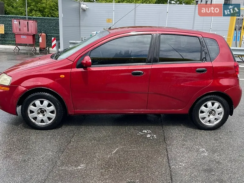 Chevrolet Aveo 2005 VIN Y6DSA48YE5B328153 фото оголошення 2 з 35