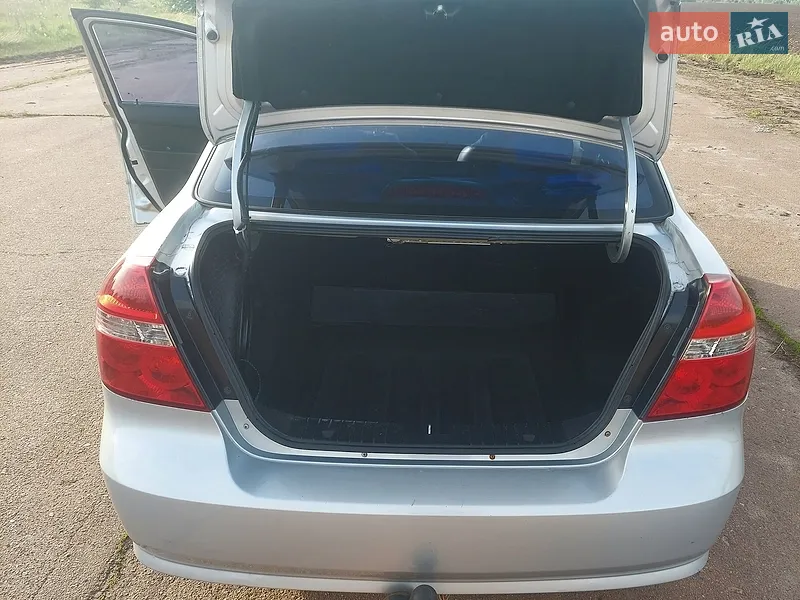 Chevrolet Aveo 2008 VIN Y6DSF69YE8W003851 фото оголошення 7 з 39
