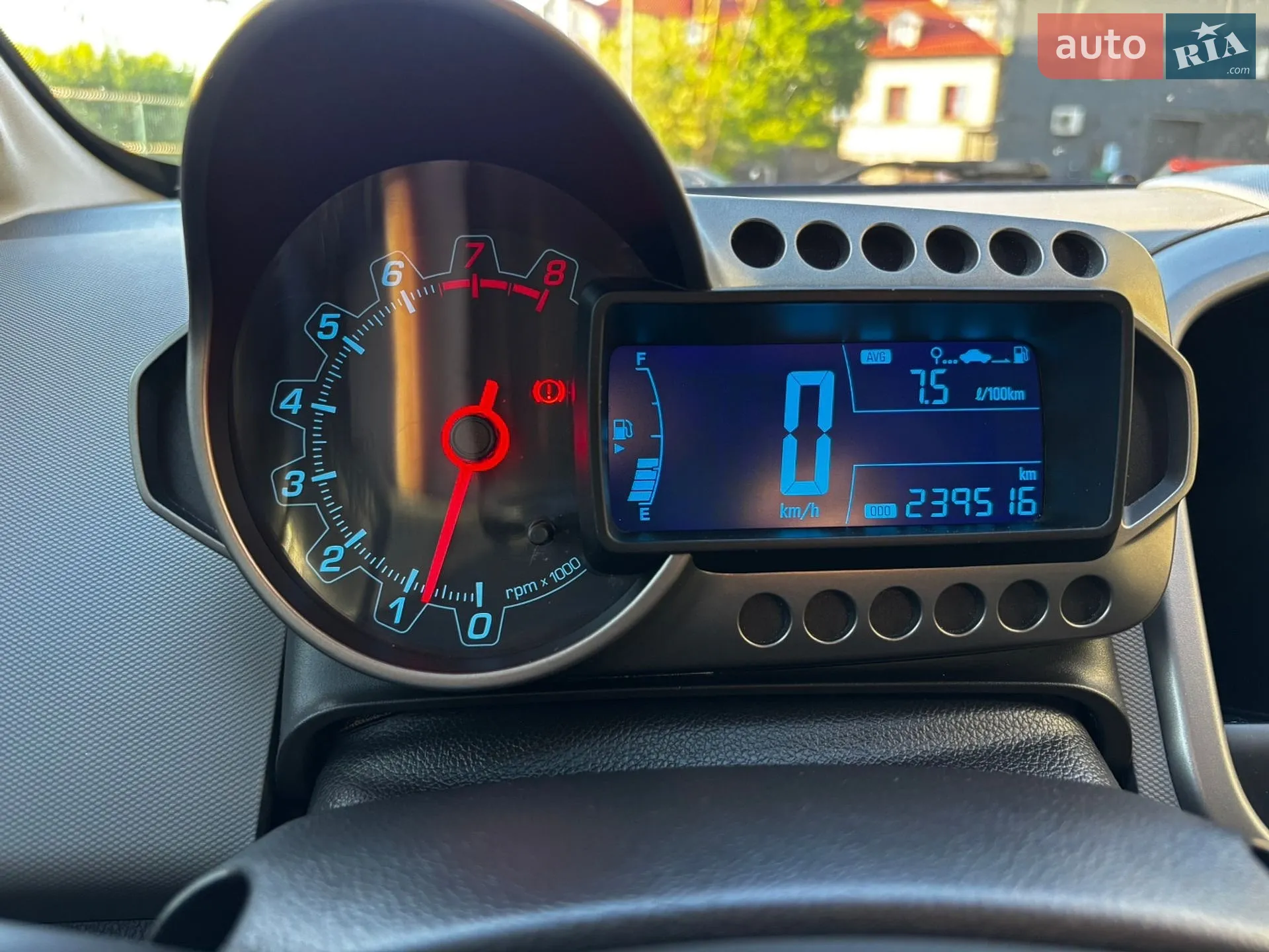 2011 Chevrolet Aveo - мініатюра 14