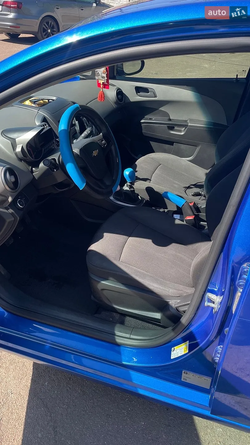 2012 Chevrolet Aveo - мініатюра 12
